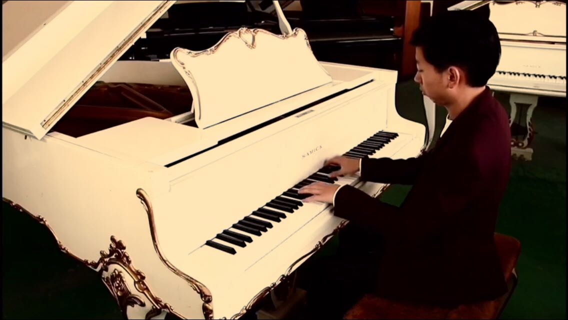 zengshuaiyy的钢琴谱