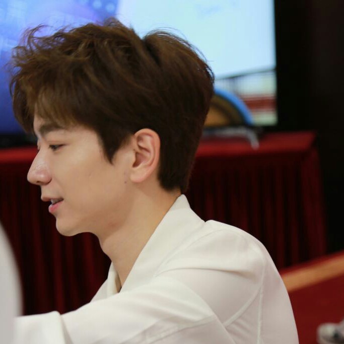 蝶雨星光的钢琴谱