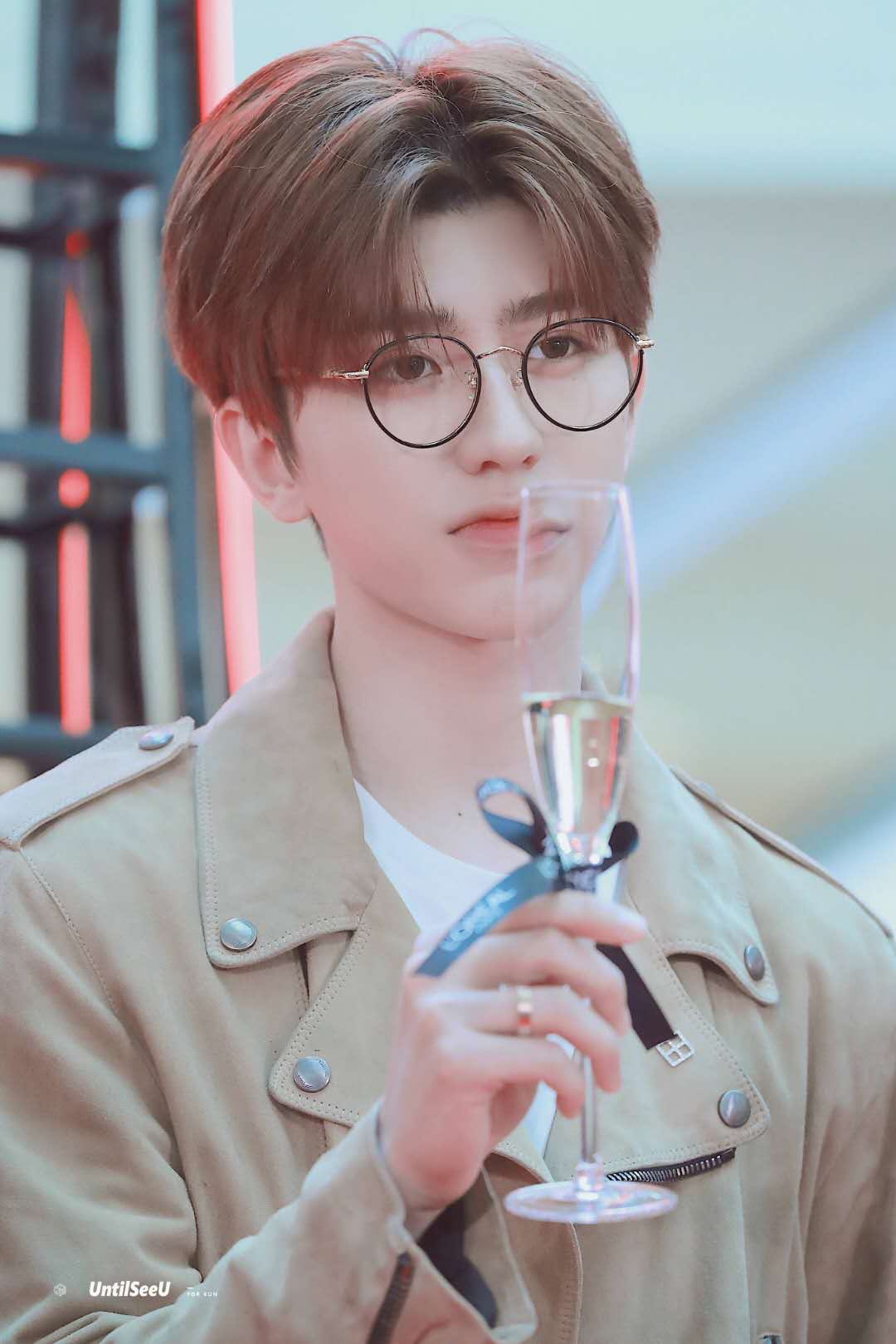 迷鹿的萤火虫的钢琴谱