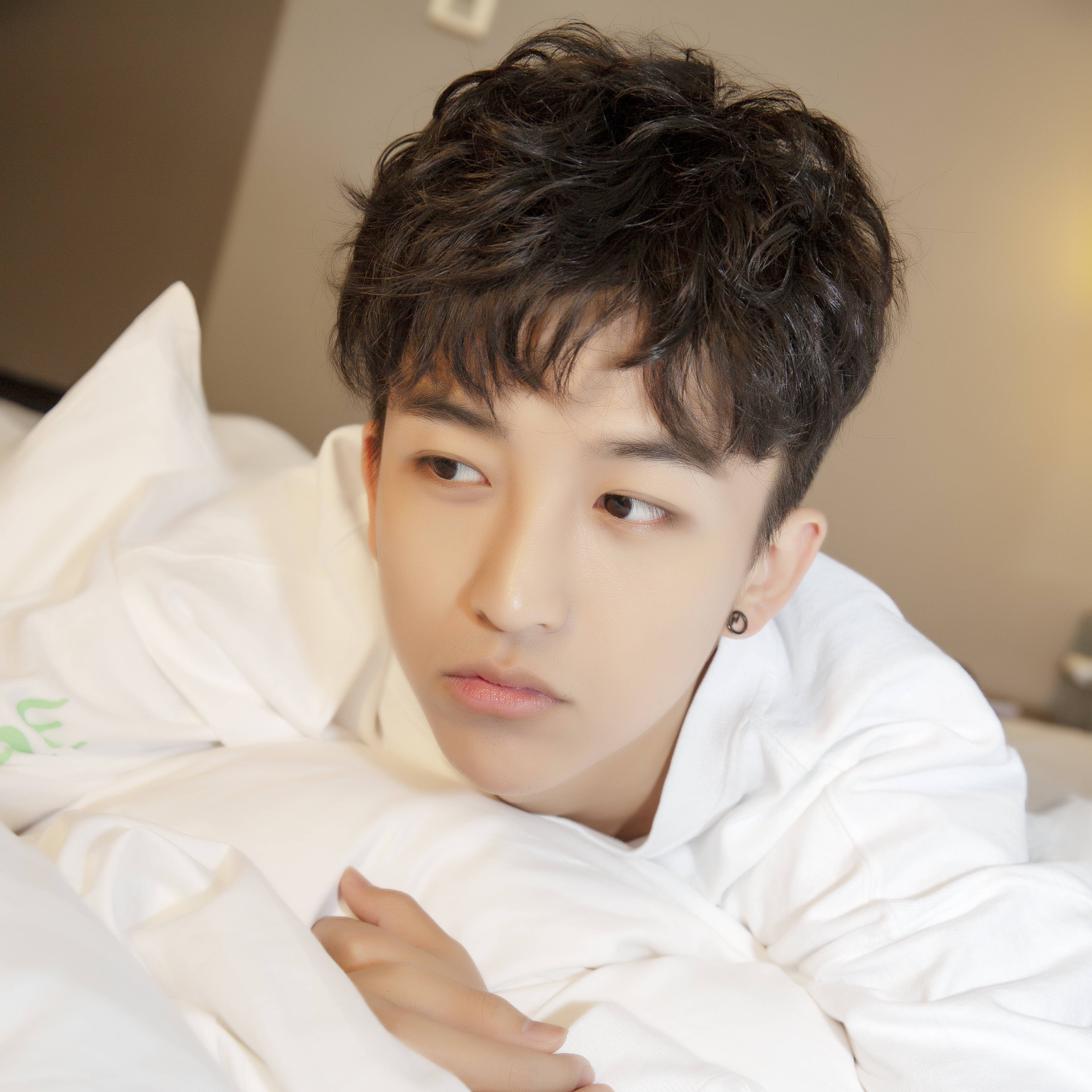 黄紫红不烦的钢琴谱