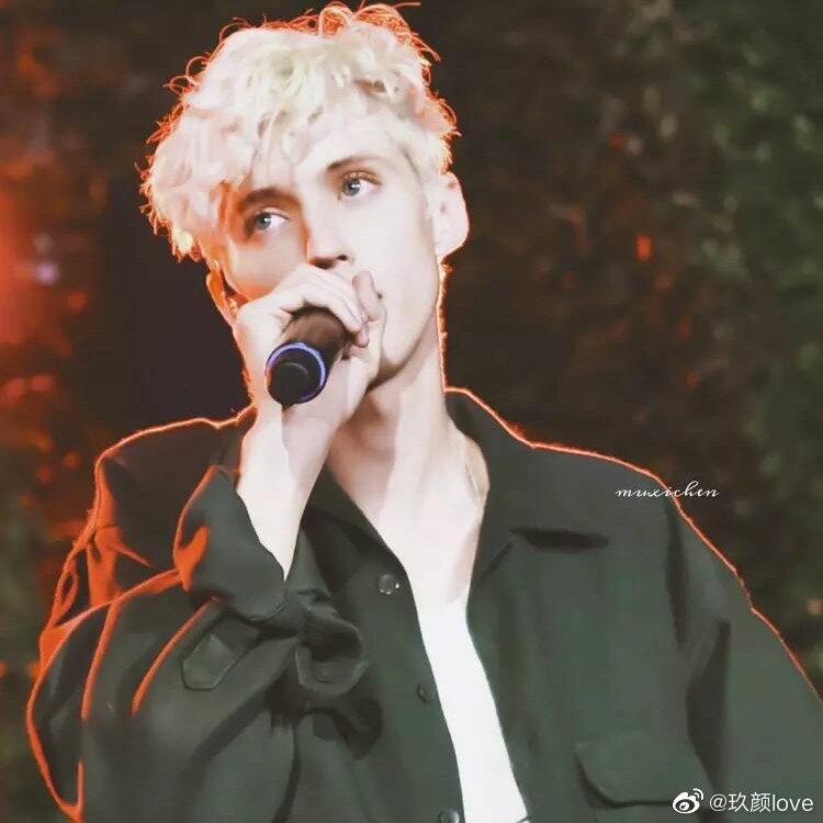 137****6448的钢琴谱