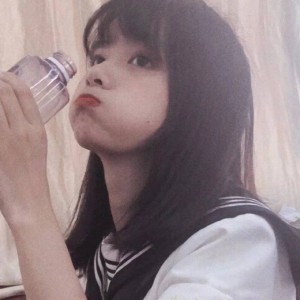 山山而川的钢琴谱
