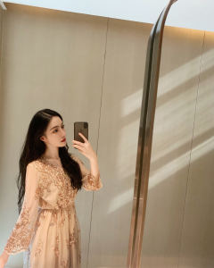 Louise的钢琴的个人空间