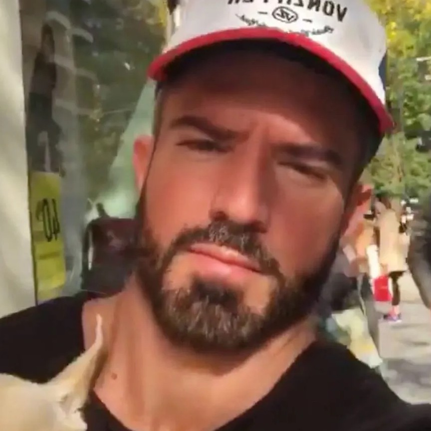 Ryan Angus的钢琴谱