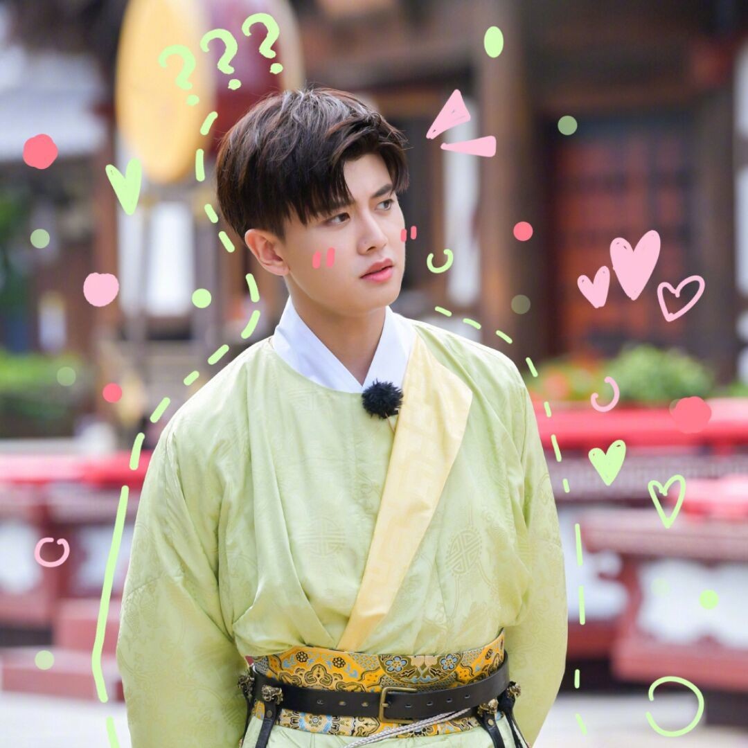 任嘉伦