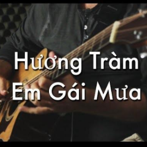 Em Gái Mưa 有点中国风格的小众印度曲 很动听钢琴谱