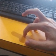 listen的钢琴谱