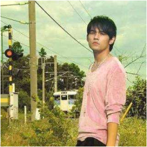极限原版-七里香-Eb调--啊信改编钢琴谱